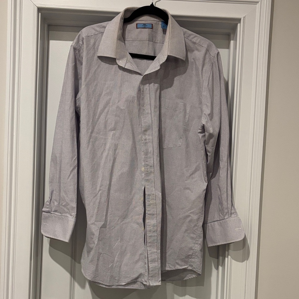 Elegant Men's Light Gray Dress Shirt